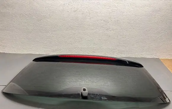 BMW 5 F10 F11 Opening tailgate glass 