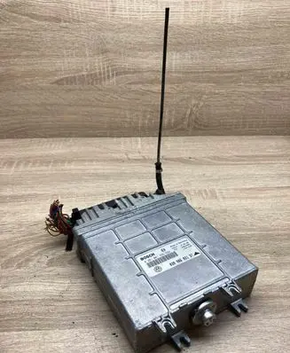 Volkswagen PASSAT B5 Engine control unit/module ECU 028906021DT 0281001555