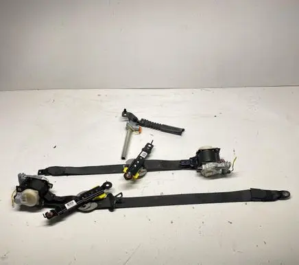 KIA Sportage Front seatbelt 88820-3U200