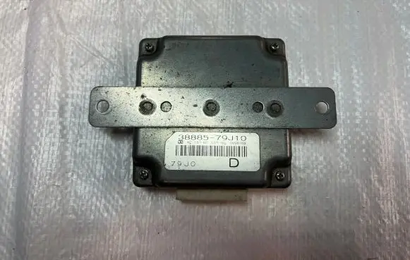 Suzuki SX4 S-Cross Gearbox control unit/module 3888579J10