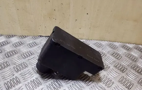 Audi A6 S6 C4 4A Central locking vacuum pump 4A0862257J 8TZ00652206