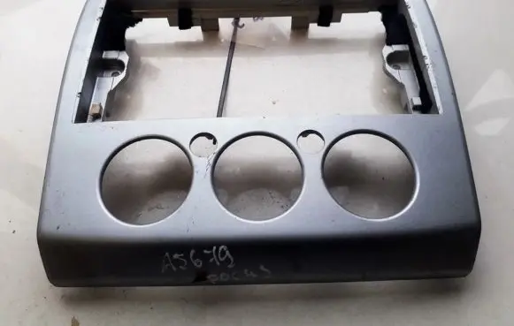 Ford Focus Other interior part 4M5118522ADW 4M51-18522-ADW