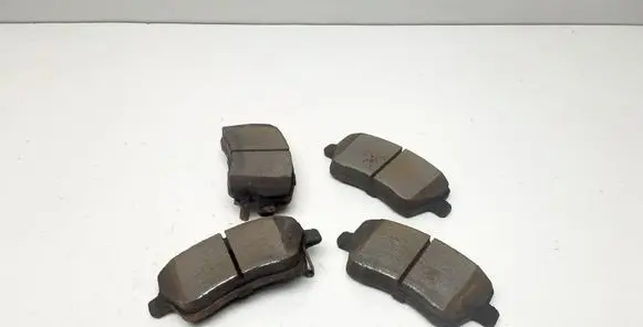 Brake pads (rear)