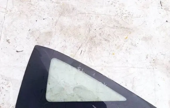 Nissan NX 100 Rear side window as2