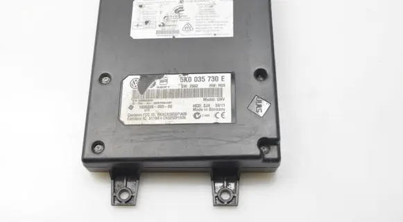 Skoda Octavia Mk2 (1Z) Bluetooth control unit module 5K0035730E