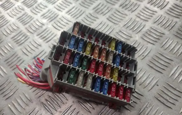 Volvo S80 Fuse box set 9162439