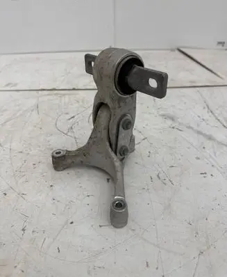 Tesla Model S Engine mount bracket