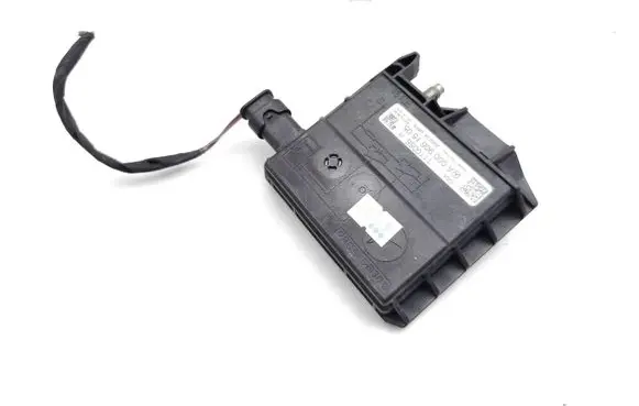 Mercedes-Benz C W205 Battery relay fuse A0009061505