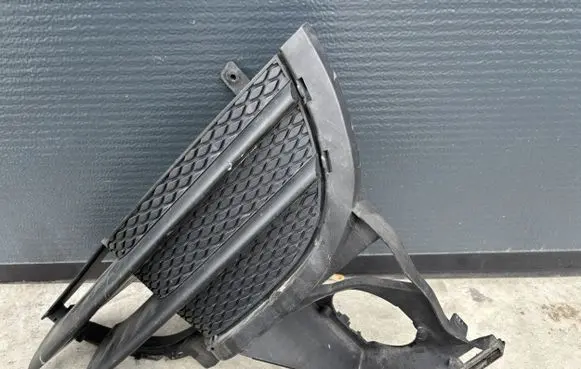 Porsche Cayenne (92A) Front fog light trim/grill 7P5807681