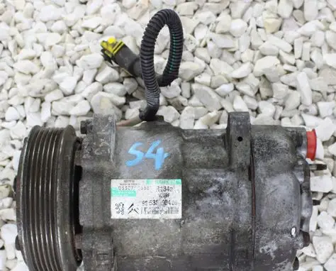 Peugeot Expert Air conditioning (A/C) compressor (pump) 9653860480