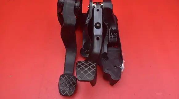 Skoda Fabia Mk1 (6Y) Accelerator throttle pedal 2Q1721059H