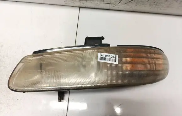 Chrysler Voyager Headlight/headlamp 05014535AA 540033000
