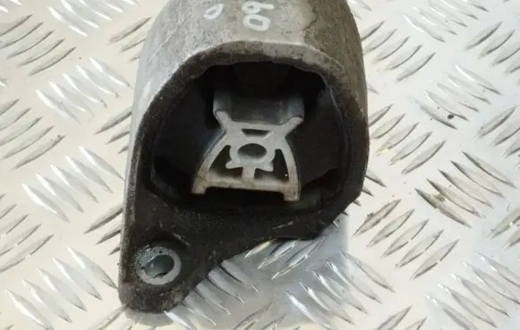 Volvo XC60 Engine mount bracket 1430510