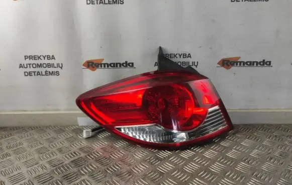 Chevrolet Cruze Rear/tail lights E1313196