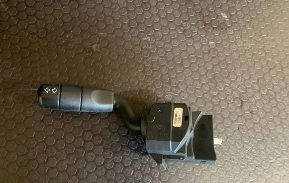 Land Rover Range Rover Sport L320 Indicator stalk XPC500100PVJ 1116051