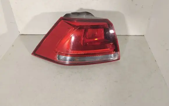 Volkswagen Golf VII Rear/tail lights 5G0945095M 90052057A