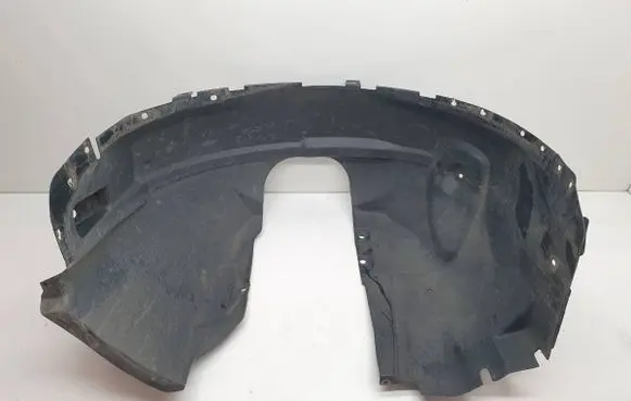 Ford Kuga II Front arch 