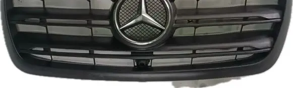 Mercedes-Benz EQV 447 Front bumper upper radiator grill A907