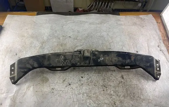 Mercedes-Benz E W210 Top upper radiator support slam panel