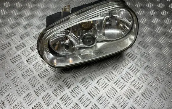 Volkswagen Golf IV Headlight/headlamp 1J1941017K 89307375