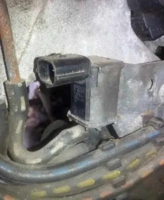 Mazda 626 Turbo solenoid valve K5T48075