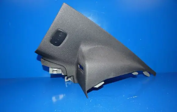 Mercedes-Benz C AMG W204 (D)pillar trim (top) 