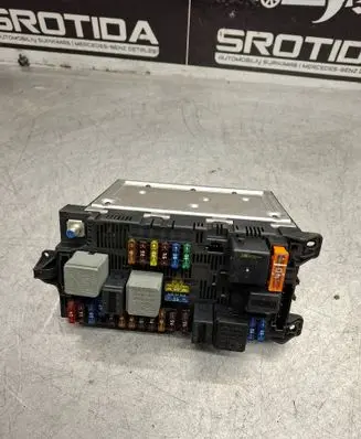 Mercedes-Benz E W211 Fuse module 2115454301