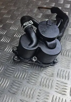 Mercedes-Benz A W168 Breather valve A6680100062 1928404700 0928400503