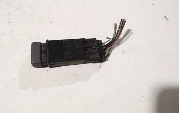 Land Rover Freelander Air conditioning (A/C) switch 