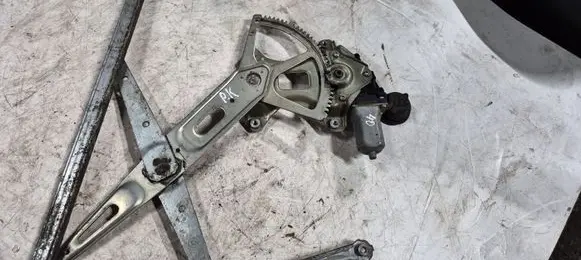 Lexus IS 220D-250-350 Rear door window regulator with motor 8572058010