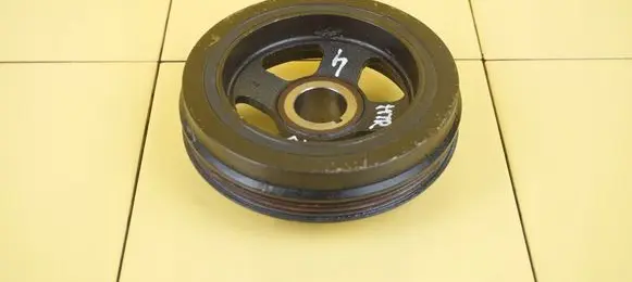 Mitsubishi Outlander Timing belt tensioner pulley 4B11