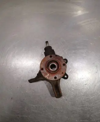 Peugeot 5008 Front wheel hub spindle knuckle