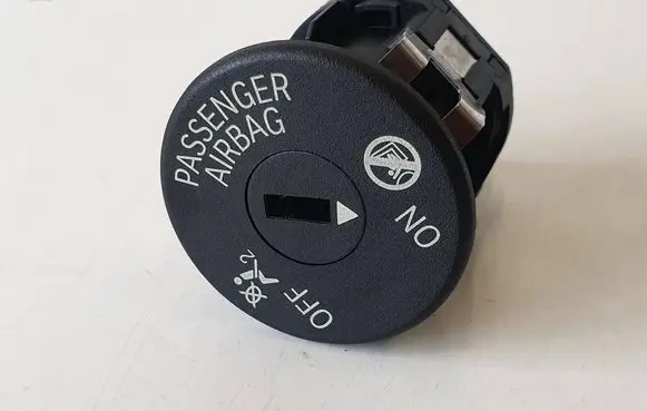 BMW 4 F36 Gran coupe Passenger airbag on/off switch 9326501