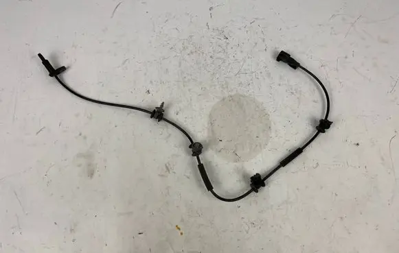 Tesla Model 3 ABS brake wheel speed sensor 104476100F