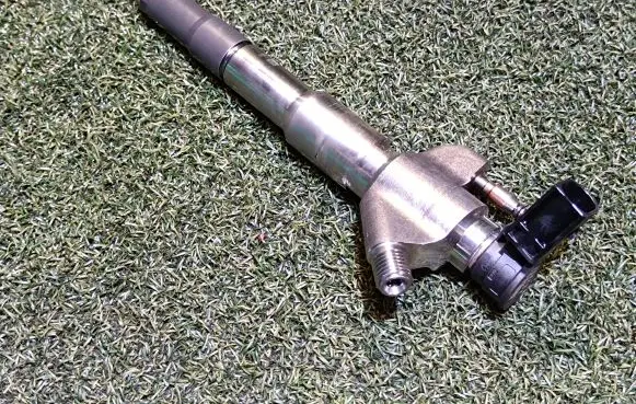 Renault Master III Fuel injector 166009567R HMLGT5690R