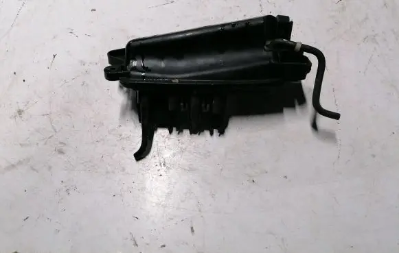 Mercedes-Benz E W212 Vacuum air tank A6510700588 6510700588