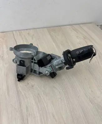 Opel Corsa D Ignition lock 55703083 1104152980