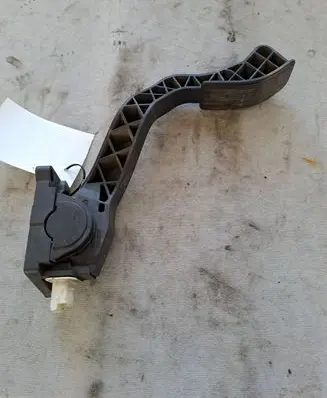 Citroen C2 Accelerator throttle pedal 0280752251 9646702180