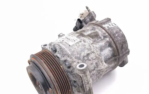 Land Rover Range Rover Evoque L551 Air conditioning (A/C) compressor (pump) CPLA19D629BH