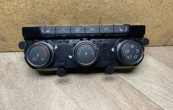 Volkswagen Golf VII Climate control unit 5G0907426N