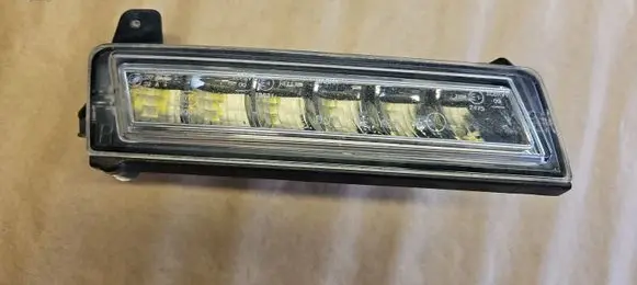 Mercedes-Benz GL X164 LED Daytime headlight A1648200656 1648200656