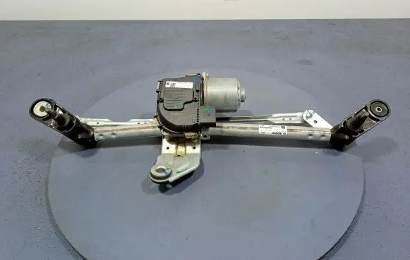 Nissan Atleon Front wiper linkage and motor 5FB955023B
