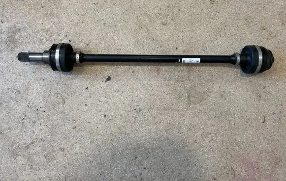 BMW X3 G01 Rear driveshaft 8679968
