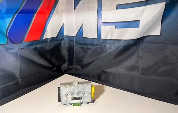BMW 5 E60 E61 Door control unit/module 6957762 75789012
