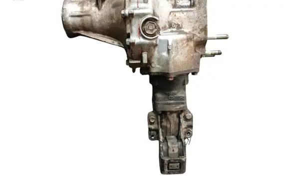 Toyota Avensis T220 Gearbox transfer box case 