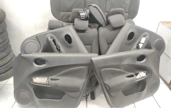 Nissan Juke I F15 Interior set 809011KB0A 829011KB0A 809001KB0A