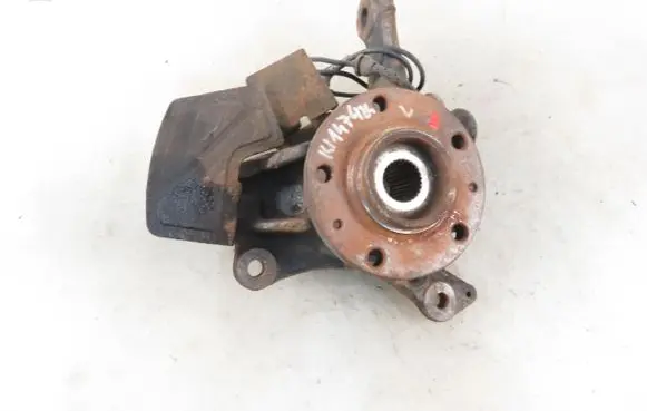 Peugeot 407 Front wheel hub spindle knuckle