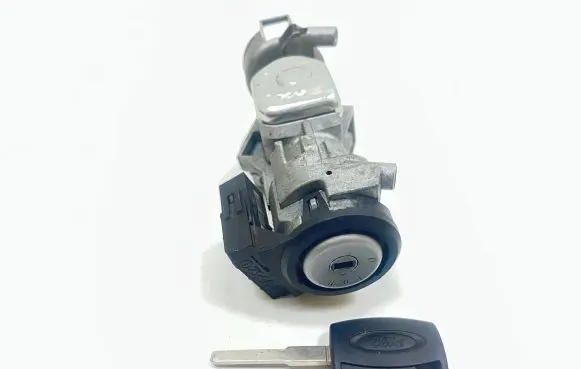 Ford Focus C-MAX Ignition lock 3M513F880AC