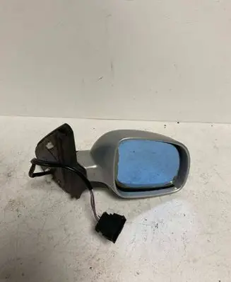 Volkswagen Golf IV Front door electric wing mirror E1020514