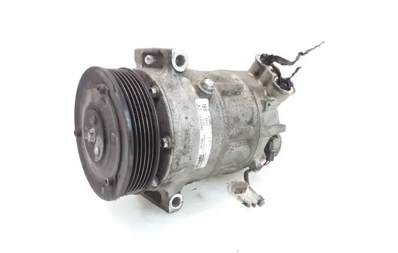 Opel Insignia A Air conditioning (A/C) compressor (pump) 2018W22 8F020075465
